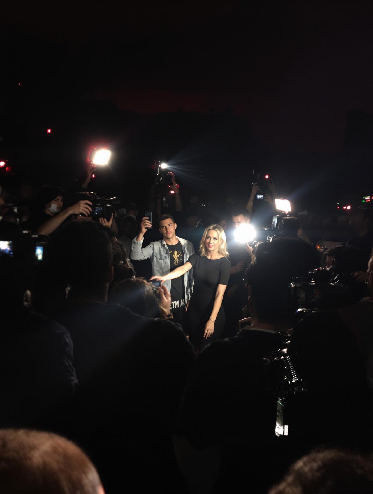 吾爱吃瓜911-深夜约会现场曝光-出轨瓜精选图片